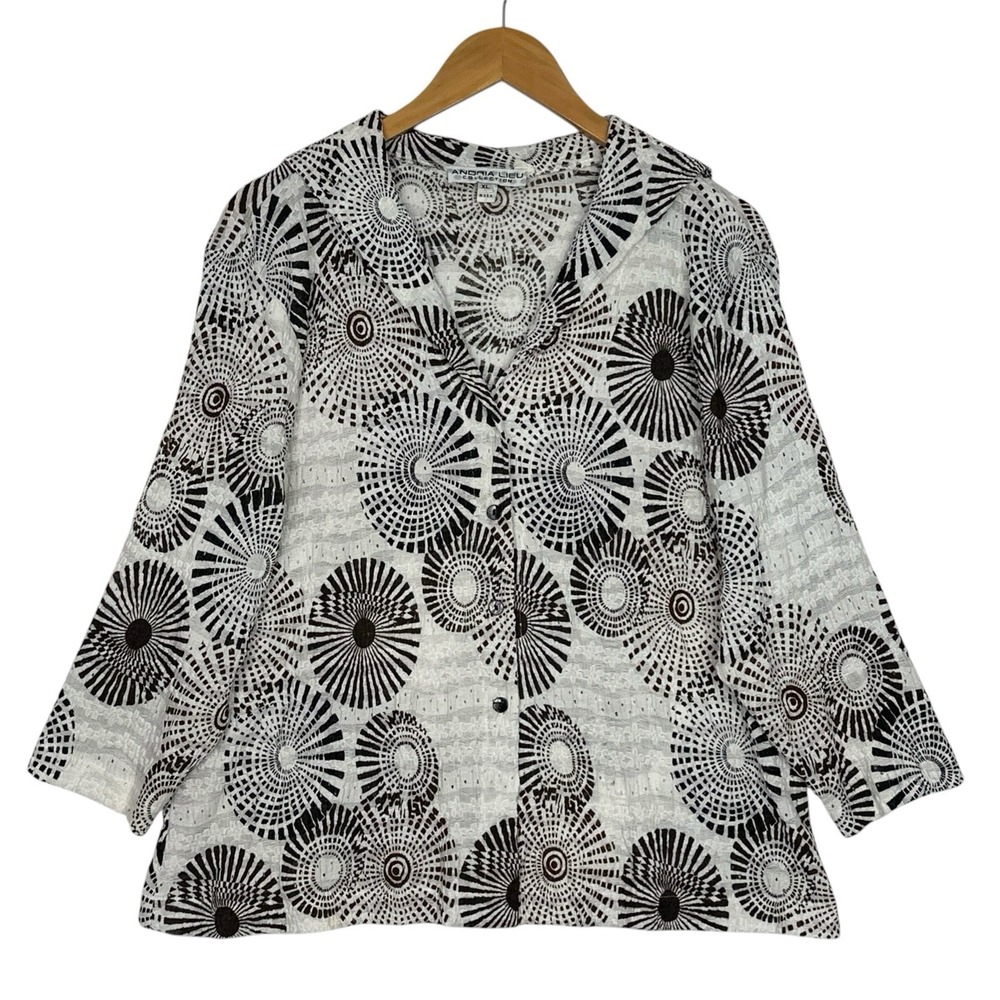 Andria Lieu Gauze Eyelet Jacket Blouse XL Black White Abstract Art Wear Top